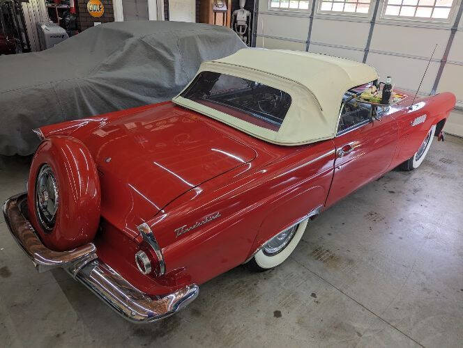1956 Ford Thunderbird