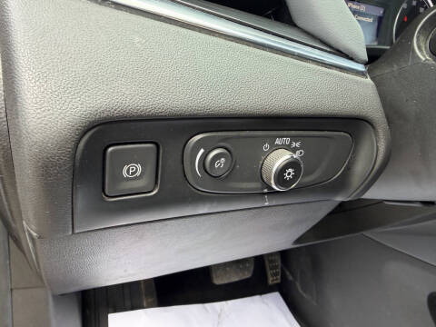 2021 Buick Enclave Essence