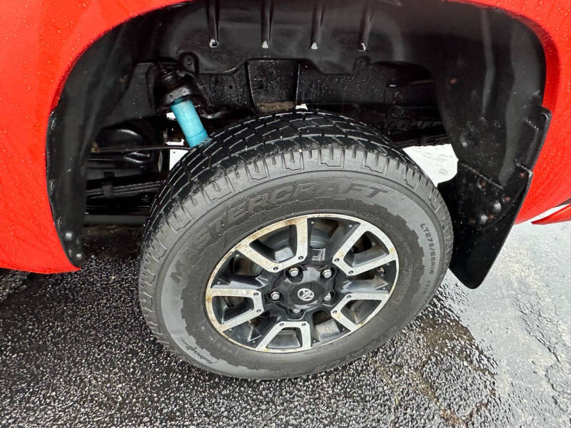 2016 Toyota Tundra SR5