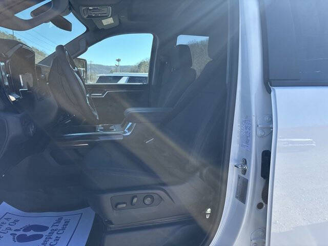 2026 Chevrolet Silverado 3500HD CC LT