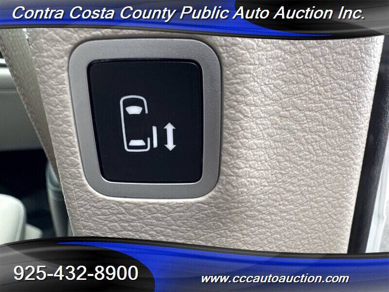 2017 Chrysler Pacifica Hybrid Touring Plus