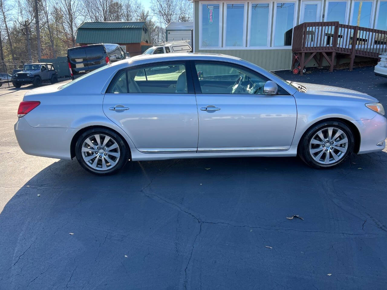 2012 Toyota Avalon for sale at Performance Auto Sales in Hickory, NC