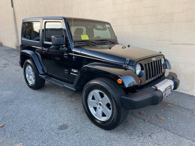 2013 Jeep Wrangler Sahara photo 9