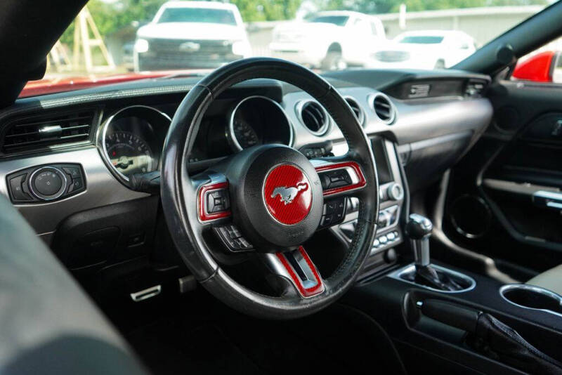 2020 Ford Mustang EcoBoost Premium