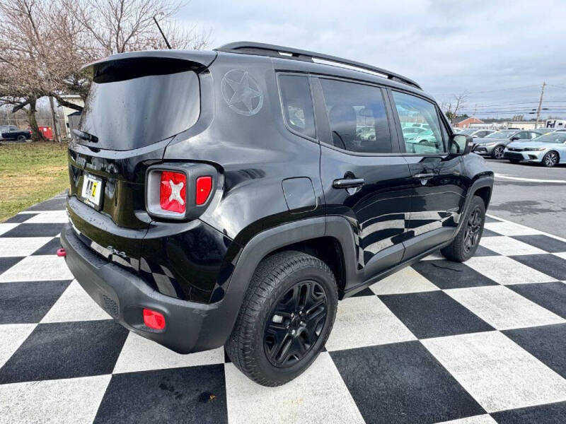 2017 Jeep Renegade Deserthawk
