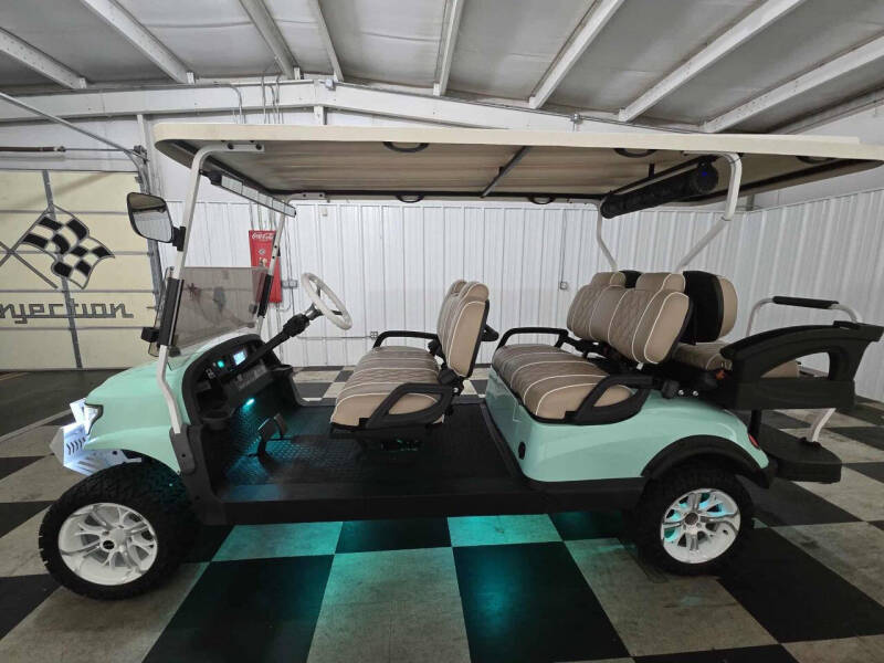 2022 Kodiak Defender 6 Passenger