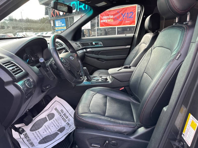 2016 Ford Explorer Sport