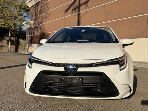 2025 Toyota Corolla Hybrid LE