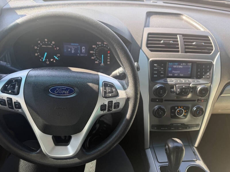 2013 Ford Explorer