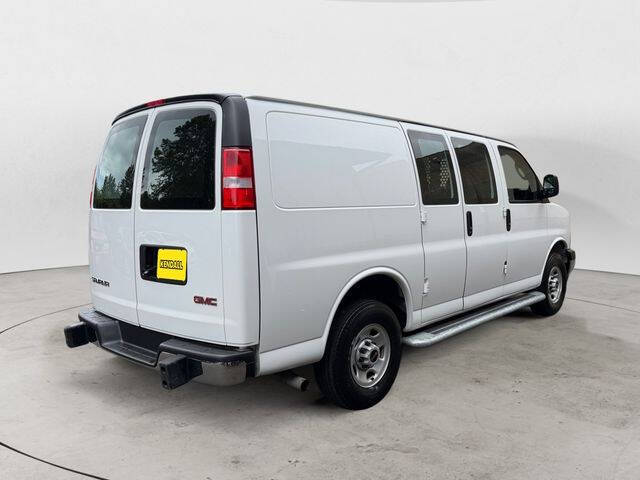 2024 GMC Savana 2500