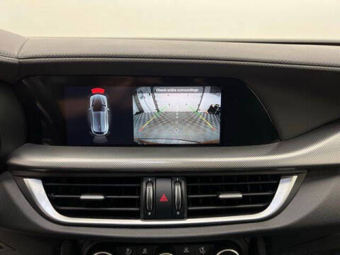 2022 Alfa Romeo Stelvio Veloce