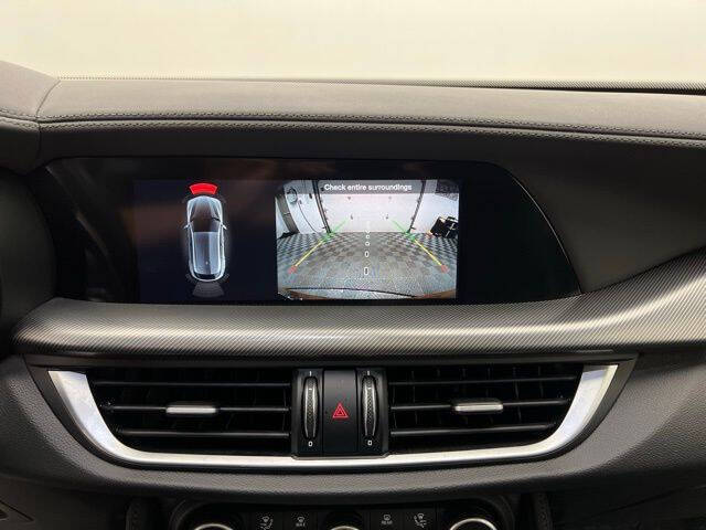 2022 Alfa Romeo Stelvio Veloce