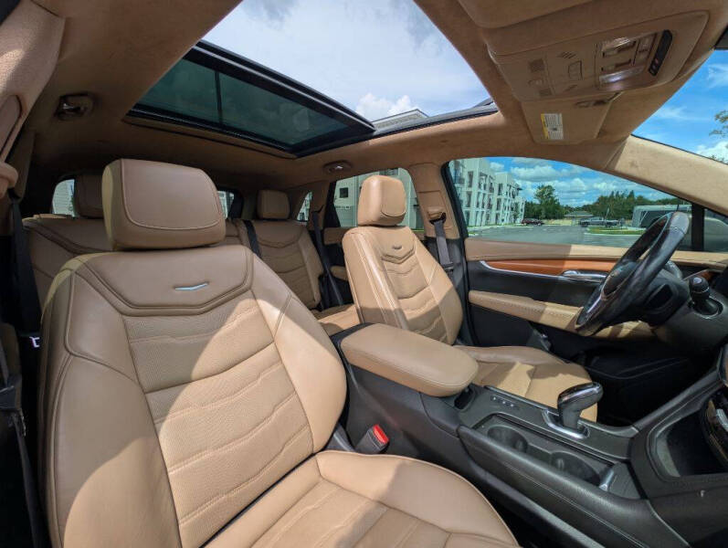 2018 Cadillac XT5 Platinum