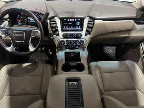2017 GMC Yukon SLT