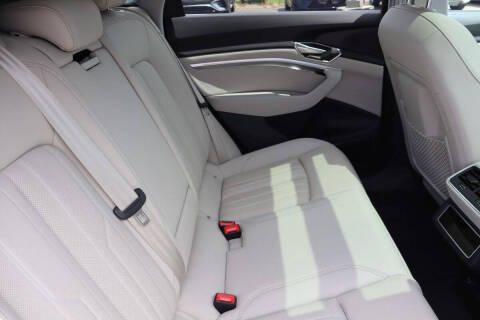 2024 Audi Q8 e-tron quattro Premium Plus