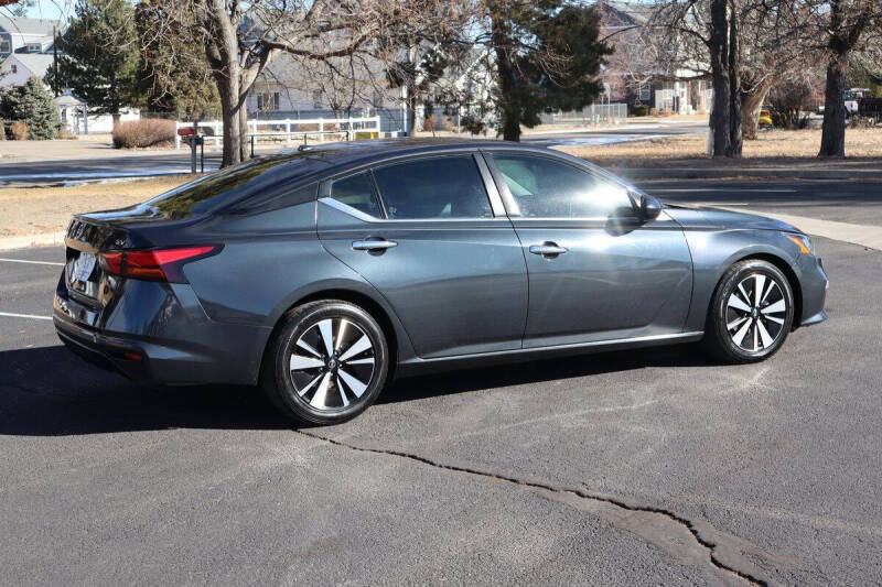 2022 Nissan Altima 2.5 SV