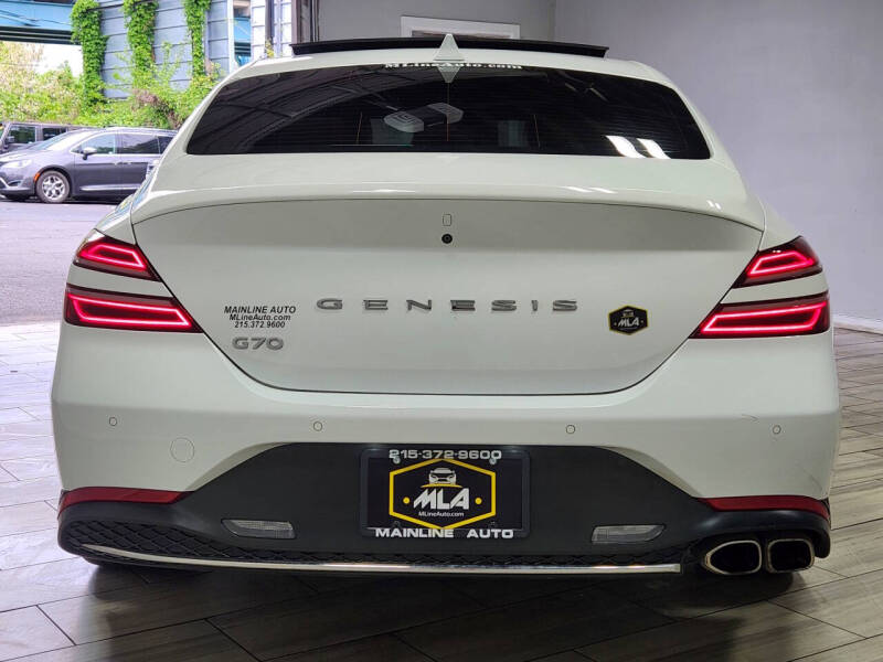 2022 Genesis G70