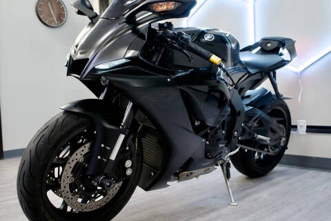 2020 Yamaha YZF-R1