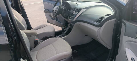 2017 Hyundai Accent Value Edition