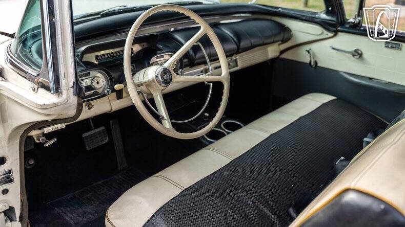 1957 Mercury Monterey