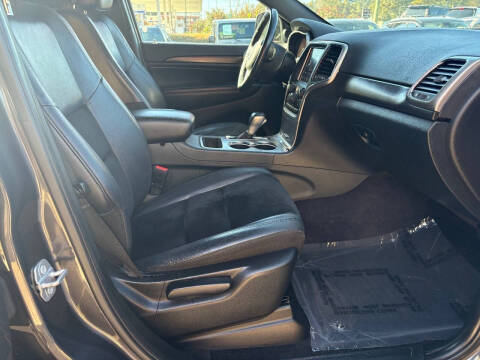 2018 Jeep Grand Cherokee Laredo