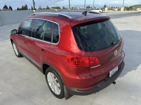 2012 Volkswagen Tiguan SE 4Motion