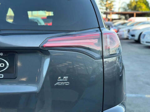 2016 Toyota RAV4 LE
