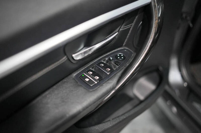 2016 BMW 3 Series 328i