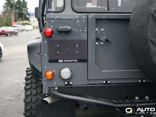 1987 Land Rover Defender