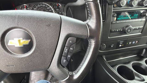 2022 Chevrolet Express LS 3500