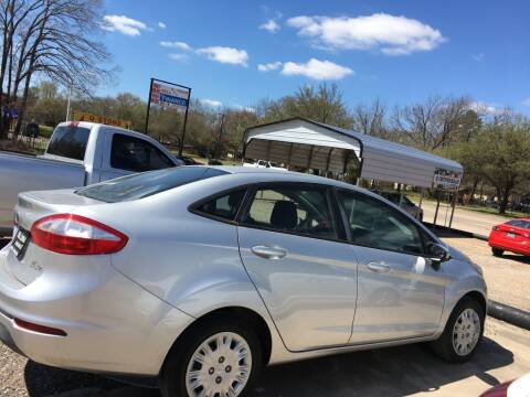 2018 Ford Fiesta for sale at R and L Sales of Corsicana in Corsicana TX