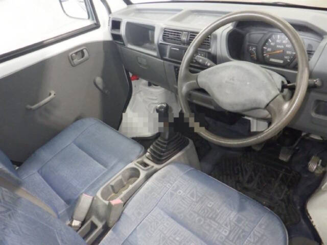 2000 Mitsubishi Minicab