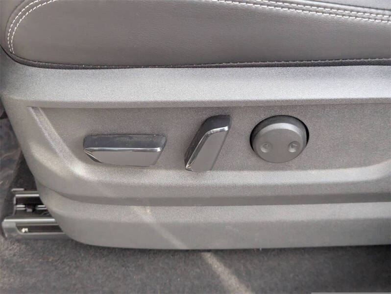 2025 Nissan Armada SL