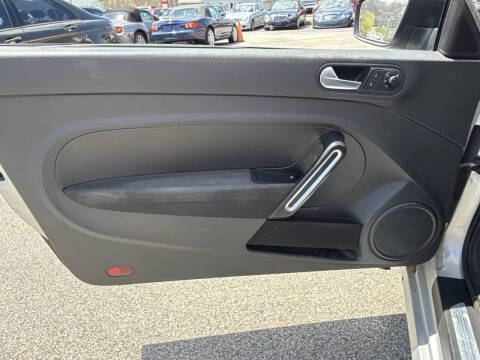 2014 Volkswagen Beetle 1.8T Entry PZEV