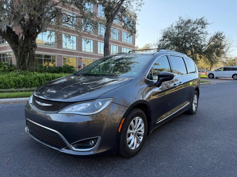 2018 Chrysler Pacifica Touring L