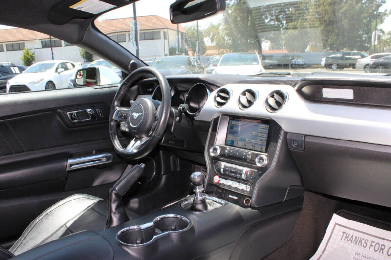 2017 Ford Mustang GT Premium
