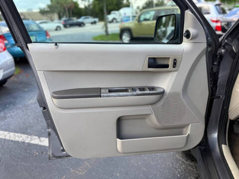 2012 Ford Escape XLS
