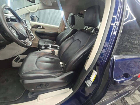 2019 Chrysler Pacifica Touring L Plus