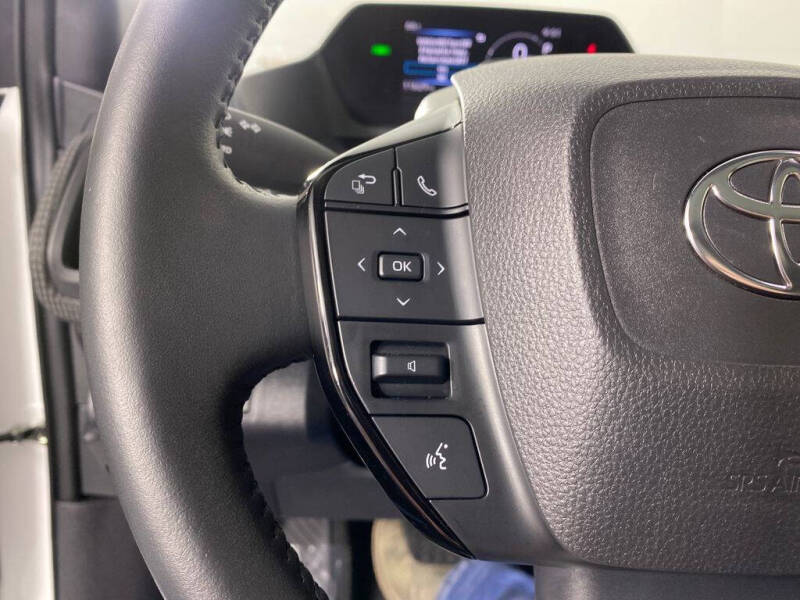 2024 Toyota bZ4X Limited