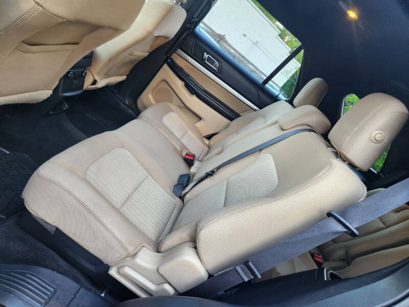 2016 Ford Explorer