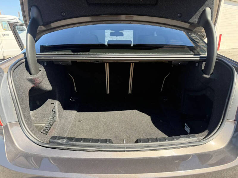 2015 BMW 3 Series 328i