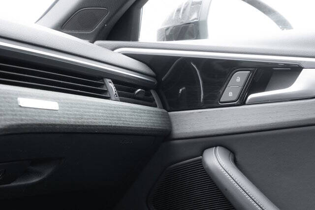 2023 Audi A4 quattro S line Prem Plus 45 TFSI