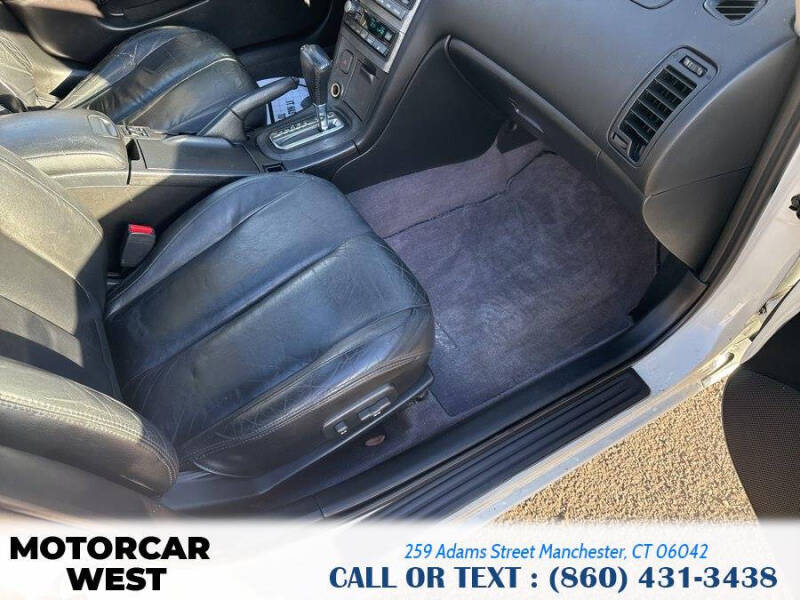 2000 Nissan Maxima