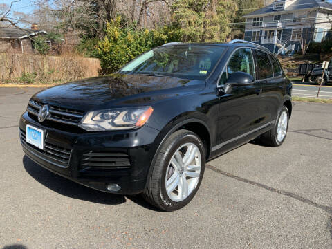 2013 Volkswagen Touareg for sale at Car World Inc in Arlington VA