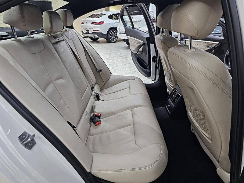 2016 BMW 3 Series 328i