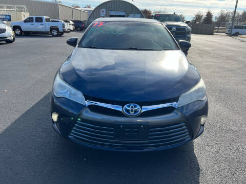 2015 Toyota Camry Hybrid for sale at VECI'S AUTO SALES LLC in Springdale AR