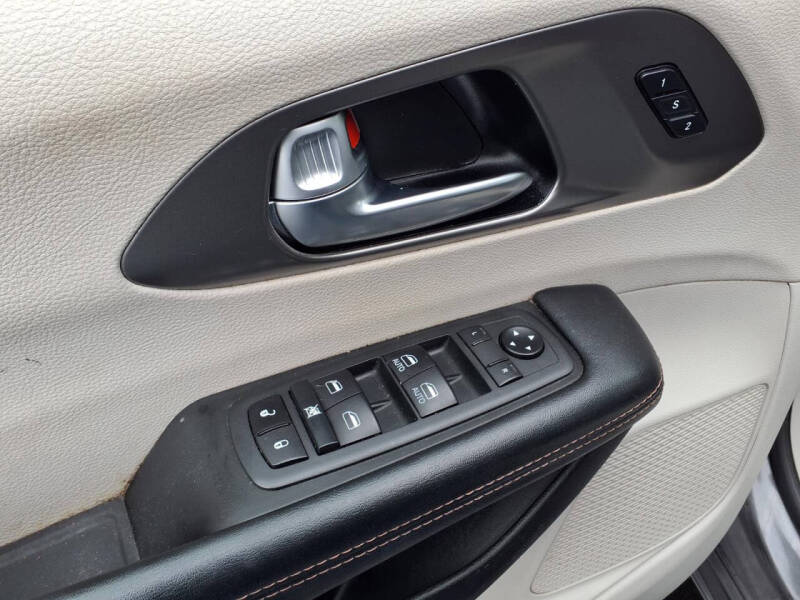 2020 Chrysler Pacifica Touring L