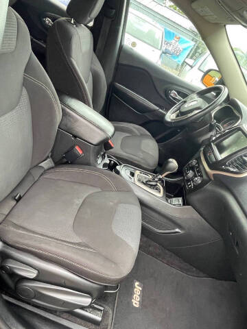 2015 Jeep Cherokee Altitude