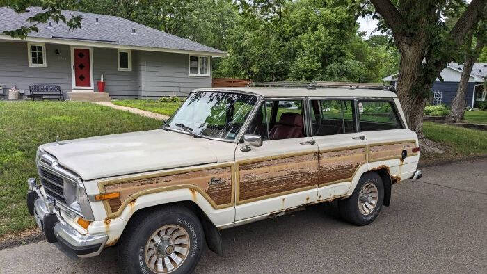 1986 Jeep Wagoneer