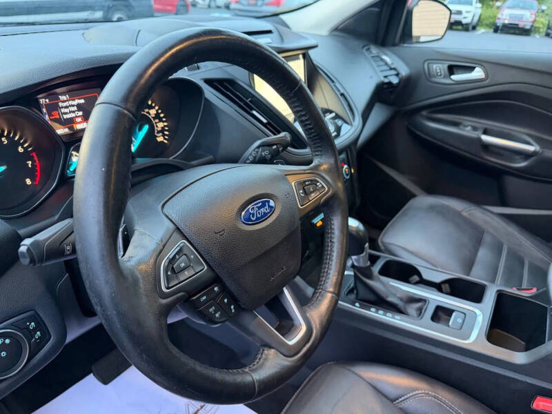 2017 Ford Escape Titanium